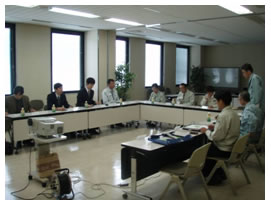 計画策定委員会の規格・運営